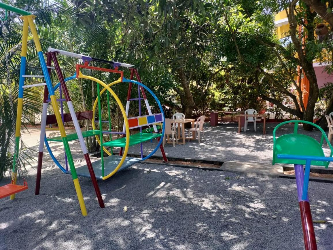 ילאגירי Dolphin Resort מראה חיצוני תמונה