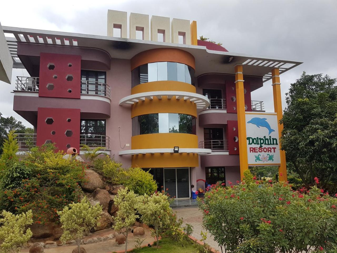 ילאגירי Dolphin Resort מראה חיצוני תמונה