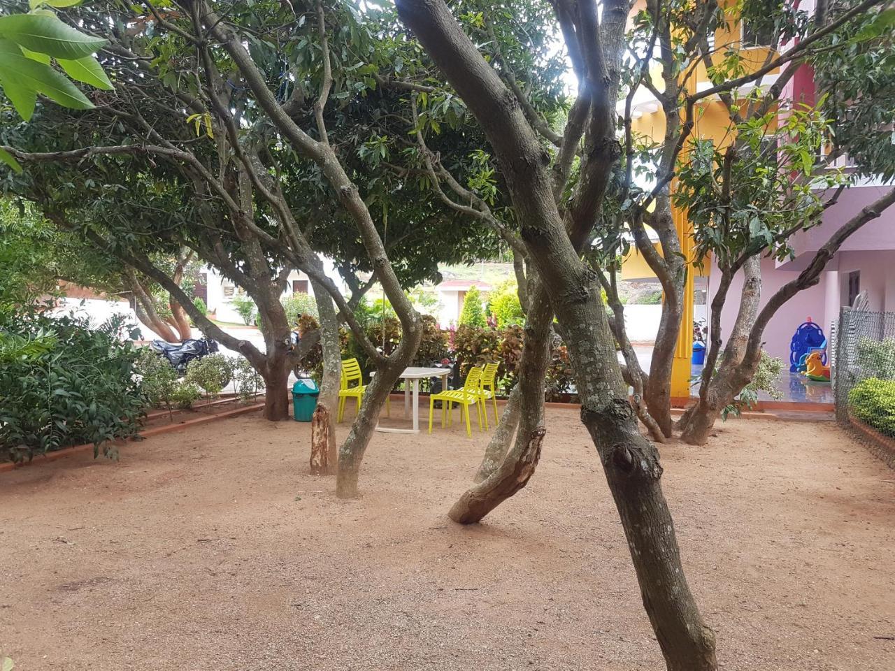 ילאגירי Dolphin Resort מראה חיצוני תמונה