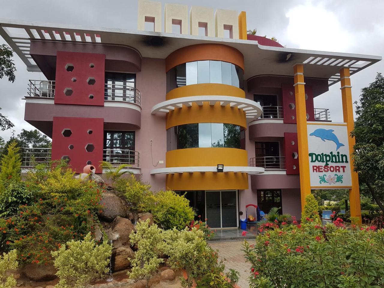 ילאגירי Dolphin Resort מראה חיצוני תמונה